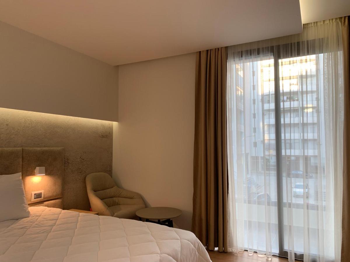 Marina Premium Hotel & Apartment Влёра Экстерьер фото